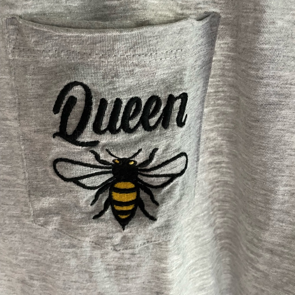 Sweet Soul Clothing Company Bee T-shirt Size L - Picture 2 of 7